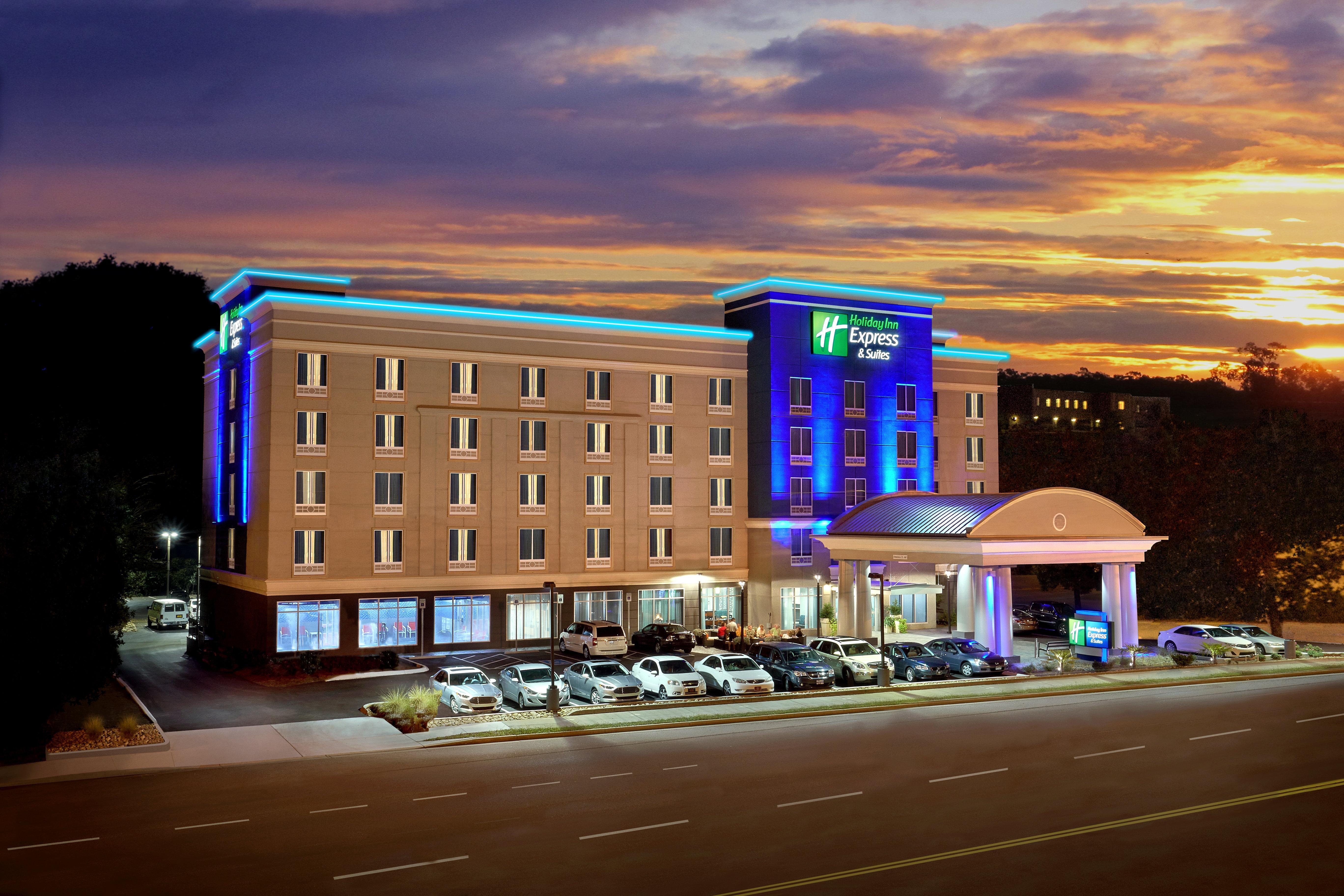 Holiday Inn Express Hotel & Suites Knoxville By Ihg Екстер'єр фото